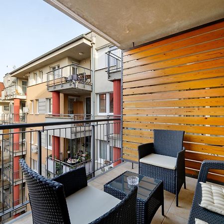 Akacfa Centrum Apartment - Cosy Home ブダペスト エクステリア 写真